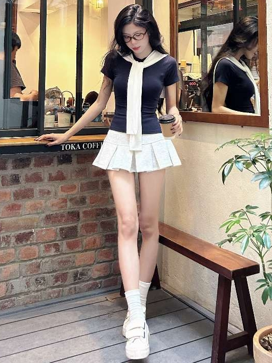 Set 3 Món Áo Thun Ôm Body BAP STUDIO: Review Chi Tiết Bộ Set Cotton Mềm Mịn Kèm Váy Xếp Ly - Hinh 4